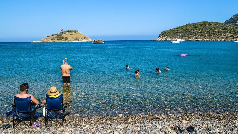 Ливнем точно не смоет: вот как обезопаситься от непогоды во время отдыха на юге