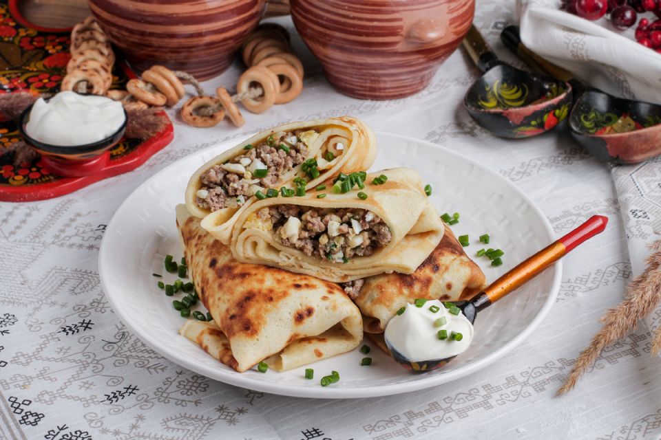 Блинчики Алёши Поповича: секреты вкусного перекуса с мясом и яйцом