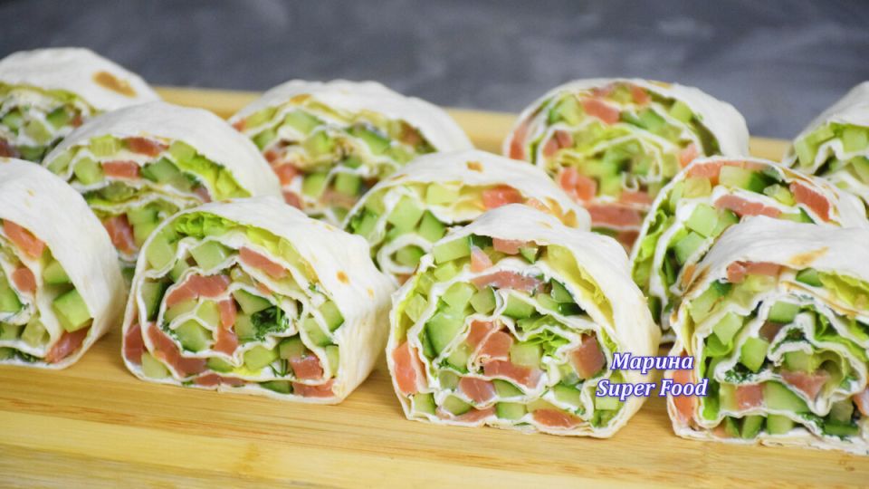 Рулет из лаваша с красной рыбой: идеальная закуска для вашего стола