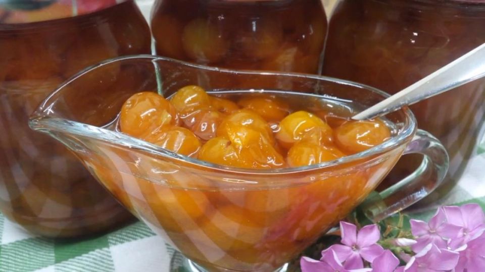 Как заготовить вкуснейшие ягоды: простые рецепты варенья, компота и желе на зиму