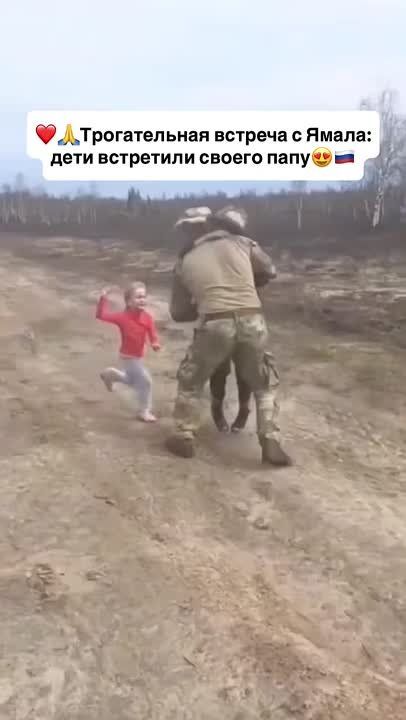                ,    !