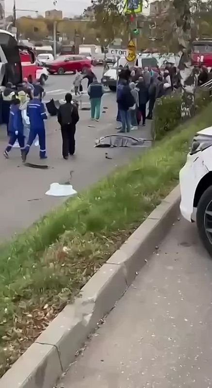            ,  