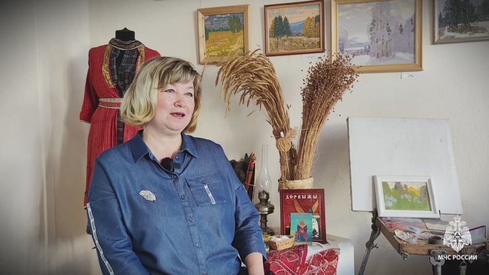 Педагог и ученица потушили пожар в школе Ижевска