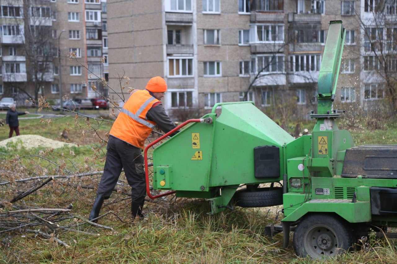 В Ижевске приступили к благоустройству сквера на улице Майской В Ижевске приступили к благоустройству сквера на улице Майской