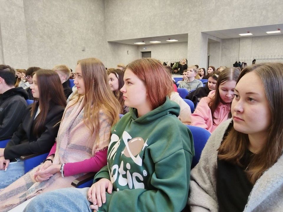 Всегда на шаг впереди тот выпускник вуза, который к защите диплома имеет опыт работы и реализации конкретных проектов