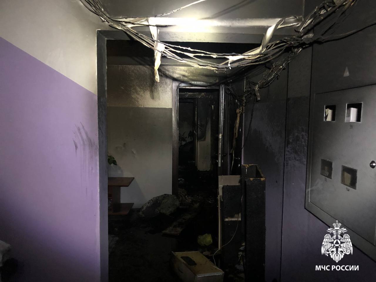 Зеркало со светодиодами устроило пожар в квартире Зеркало со светодиодами устроило пожар в квартире