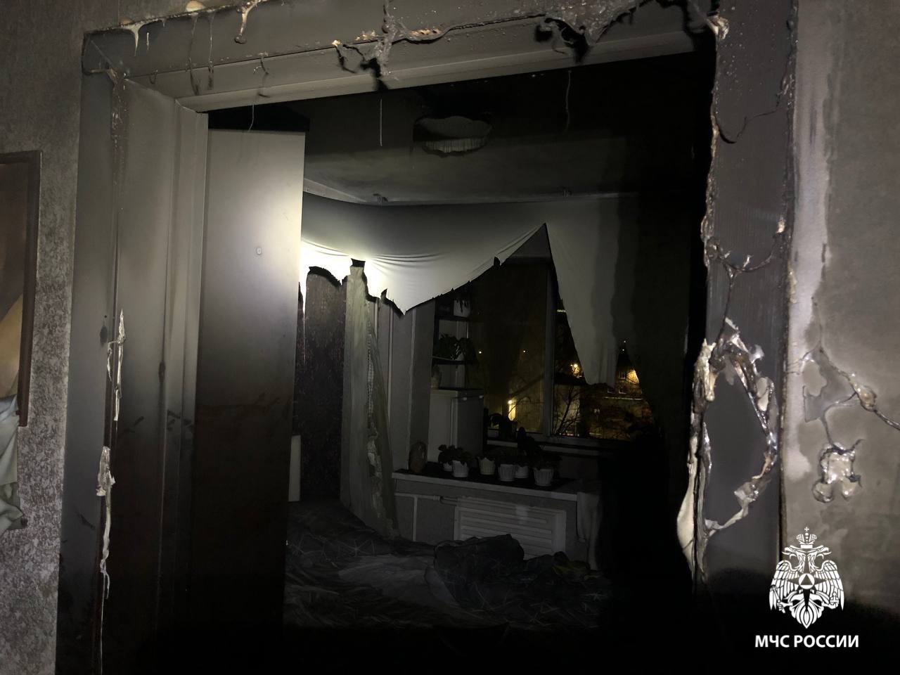 Зеркало со светодиодами устроило пожар в квартире Зеркало со светодиодами устроило пожар в квартире