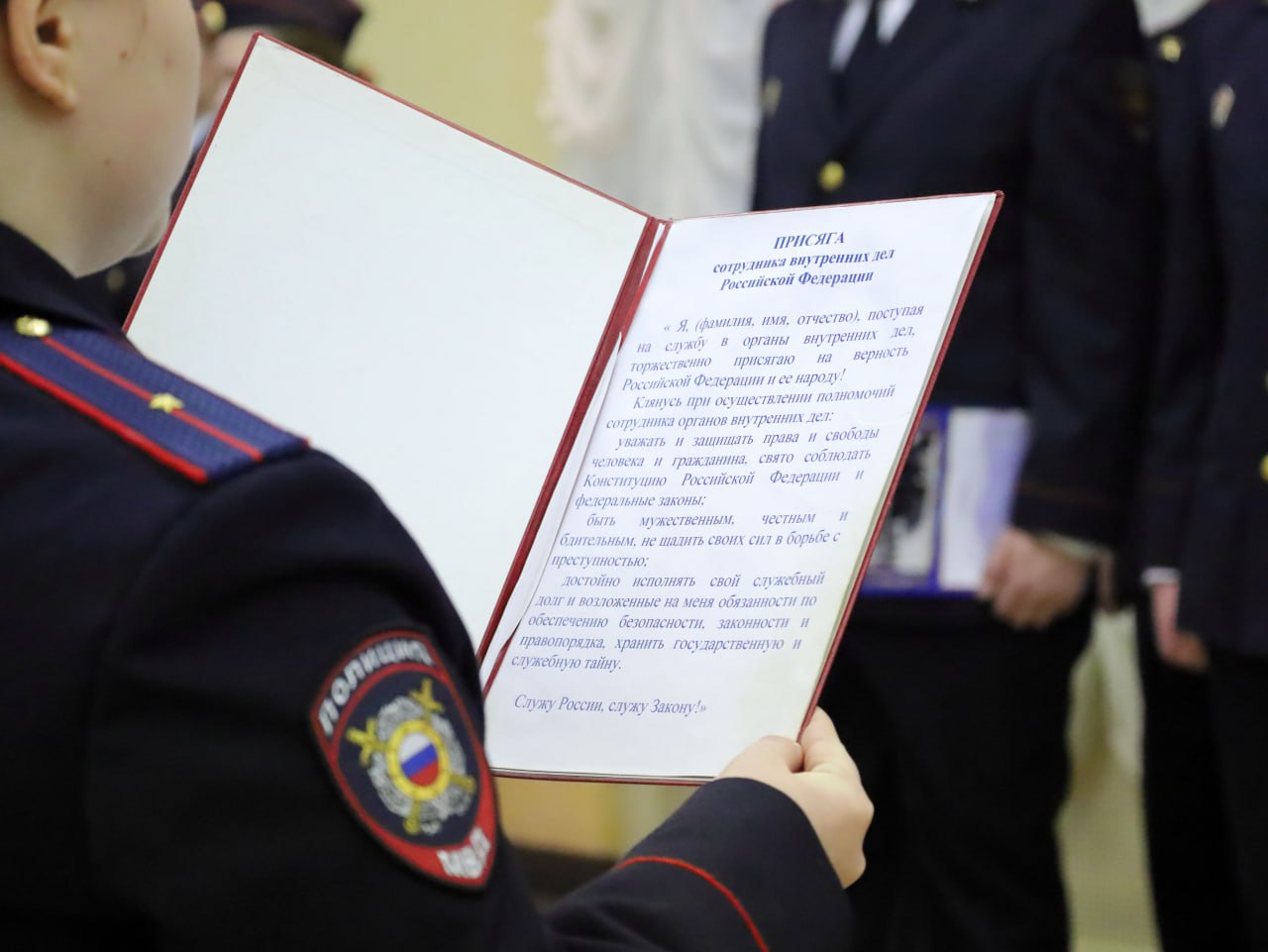 В преддверии Дня сотрудника органов внутренних дел в Доме Дружбы народов состоялась торжественная церемония принятия Присяги слушателями Центра профессиональной подготовки МВД по Удмуртской Республике В преддверии Дня сотрудника органов внутренних дел в Доме Дружбы народов состоялась торжественная церемония принятия Присяги слушателями Центра профессиональной подготовки МВД по Удмуртской Республике