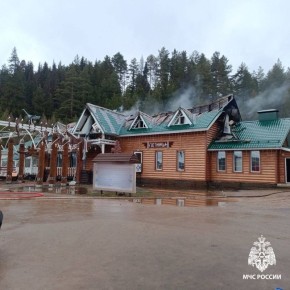 Кафе-гостиница горела в Шарканском районе Удмуртии