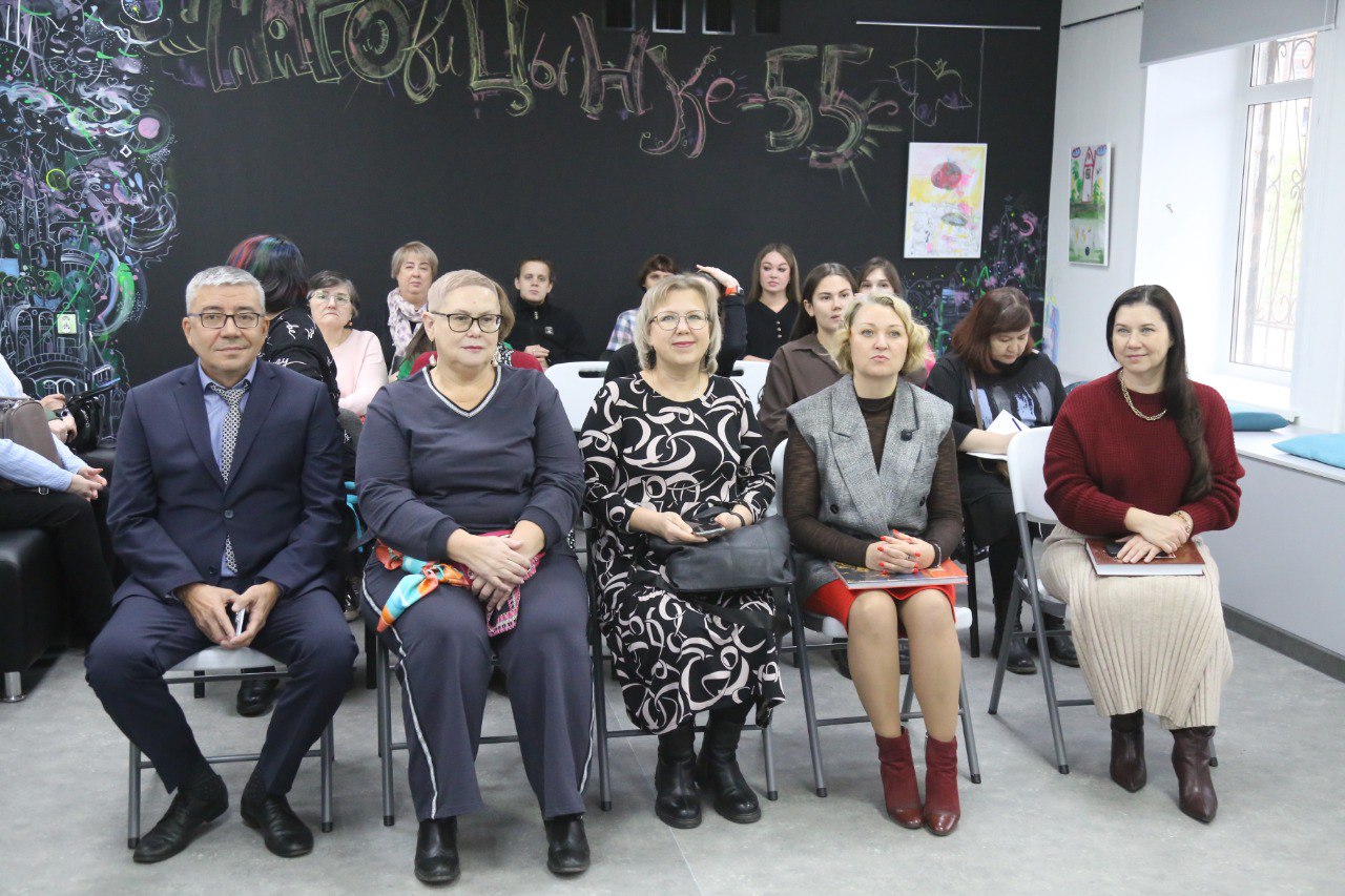 Новое творческое пространство для детей с ОВЗ открыли в модельной библиотеке им. И.А. Наговицына Новое творческое пространство для детей с ОВЗ открыли в модельной библиотеке им. И.А. Наговицына