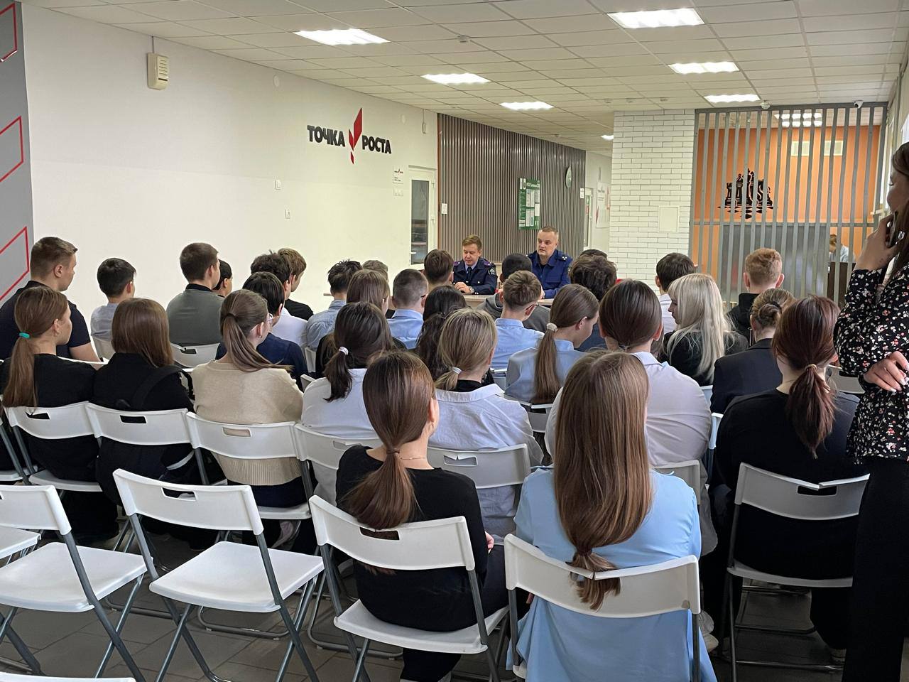 Серию профилактических мероприятий провели сотрудники следственных подразделений следственного управления Серию профилактических мероприятий провели сотрудники следственных подразделений следственного управления