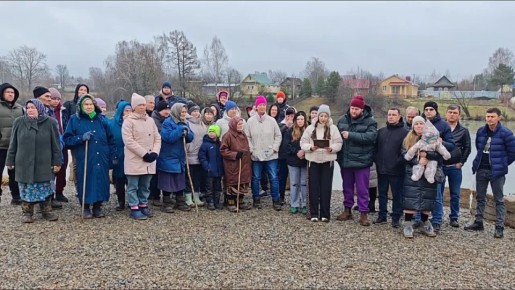 Жители деревни Сизево в Удмуртии пожаловались Президенту России на строительство двух кладбищ и крематория неподалеку от их деревни