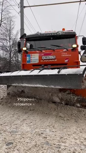 В снежные выходные подрядчики усиливают дорожные патрули