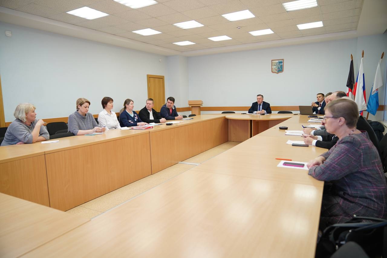 Глава Ижевска Дмитрий Чистяков провел встречу с активом жителей мкрн Люлли Глава Ижевска Дмитрий Чистяков провел встречу с активом жителей мкрн Люлли