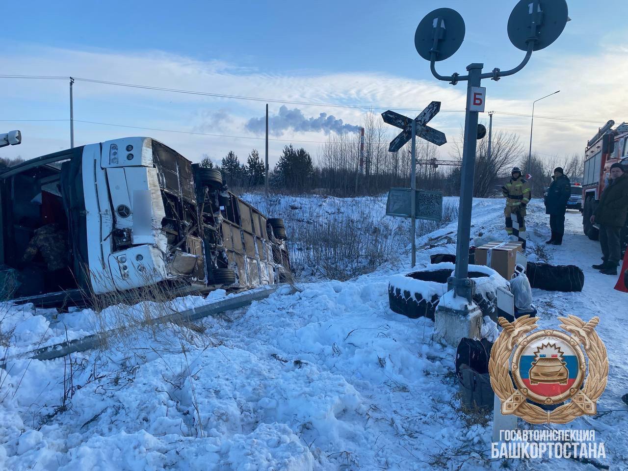 В Башкортостане опрокинулся автобус с вахтовиками из Удмуртии В Башкортостане опрокинулся автобус с вахтовиками из Удмуртии
