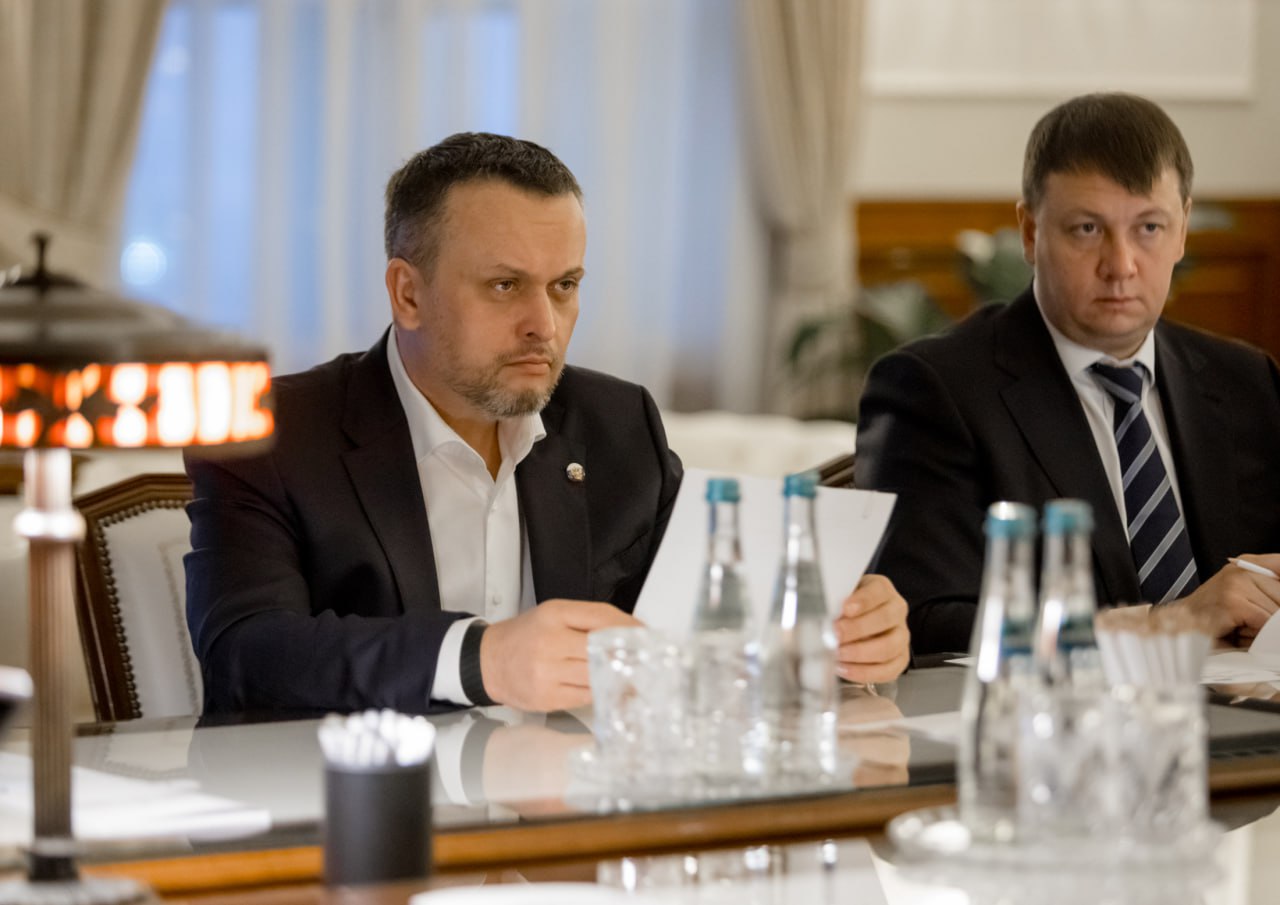 Продолжаем работу по основным проектам в сфере дорожного строительства Удмуртии Продолжаем работу по основным проектам в сфере дорожного строительства Удмуртии