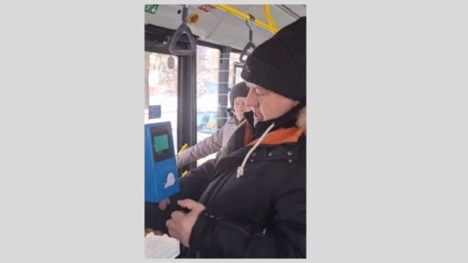 Глава Ижевска протестировал «рябиновый» автобус, который заменил троллейбус на маршруте №4