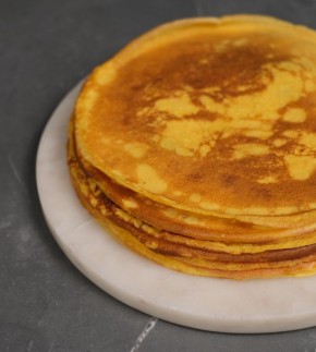 Тыквенные блинчики: сытный осенний десерт для всей семьи