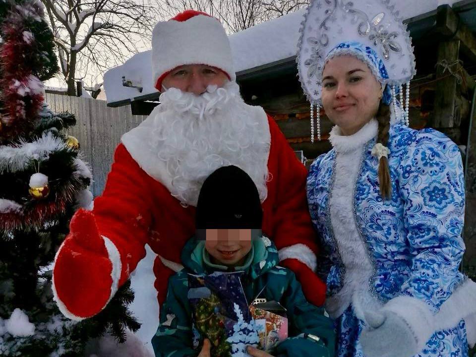 В Удмуртской Республике продолжается Всероссийская акция «Полицейский Дед Мороз» В Удмуртской Республике продолжается Всероссийская акция «Полицейский Дед Мороз»