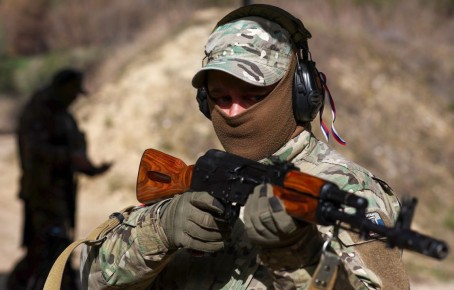 Госдума поддержала проект об отказе в выдаче иностранцев, воевавших за Россию