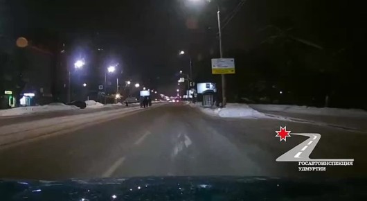 В Ижевске на пешеходном переходе сбили девушку
