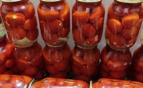 Маринованные помидоры без добавок: прозрачный рассол и чистый вкус