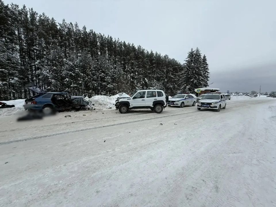 В Удмуртии на территории Балезинского района 11 февраля произошло ДТП, в котором погиб 70-летний мужчина, ещё пять человек пострадали, сообщили в ГАИ республики