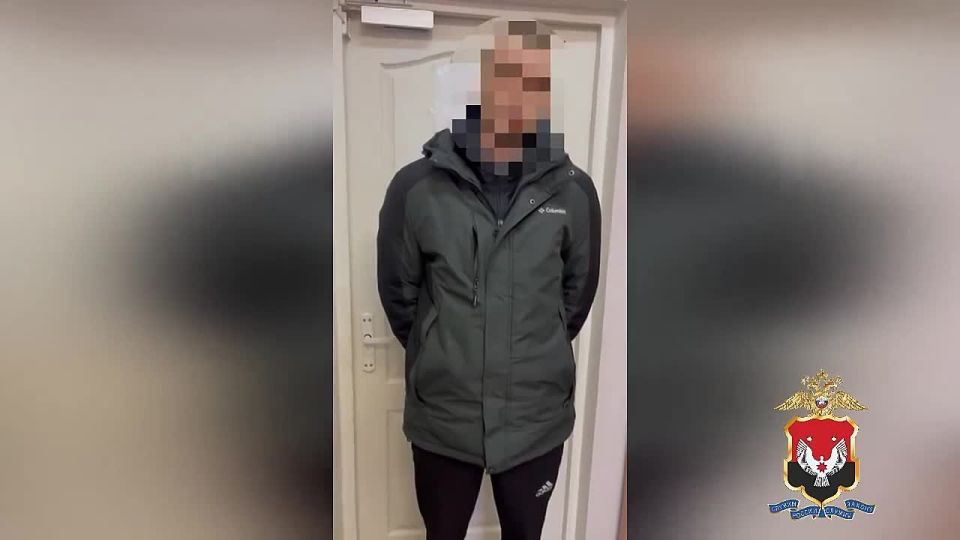 В Удмуртии полицейскими задержан курьер мошенников, похитивший у пенсионеров более двух миллионов рублей
