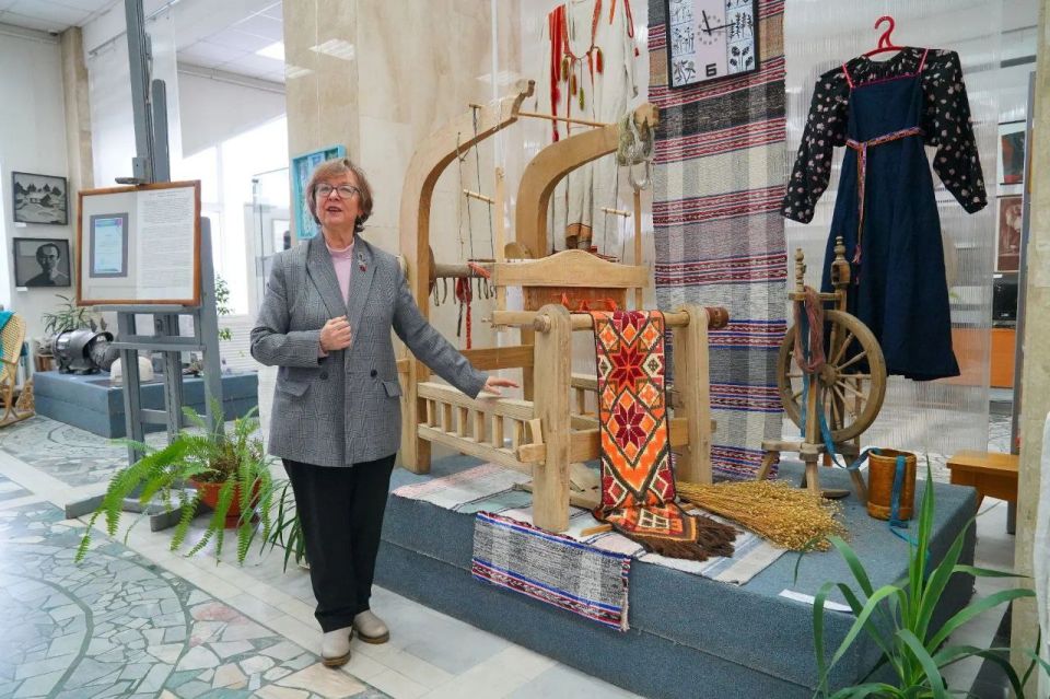 Учишься в школе искусств или колледже культуры? Стоишь перед выбором будущей профессии? Просто любишь музеи и выставки?