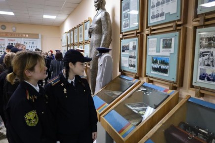 В культурном центре МВД по Удмуртской Республике прошел урок мужества для студентов Ижевского финансово-юридического колледжа, посвящённый Дню вывода советских войск из Афганистана