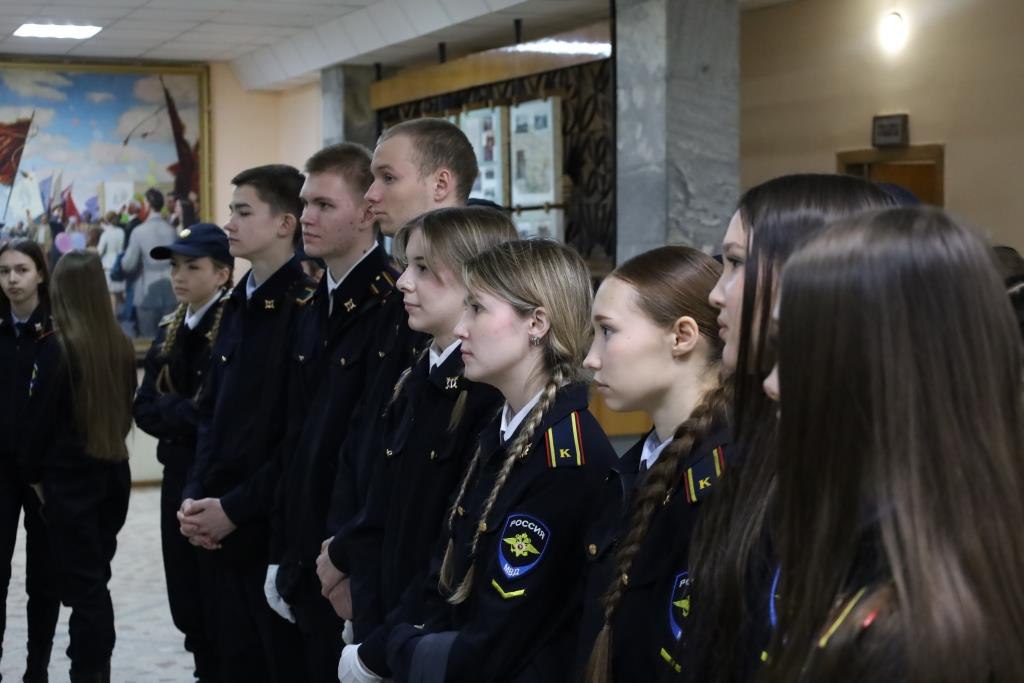 В культурном центре МВД по Удмуртской Республике прошел урок мужества для студентов Ижевского финансово-юридического колледжа, посвящённый Дню вывода советских войск из Афганистана В культурном центре МВД по Удмуртской Республике прошел урок мужества для студентов Ижевского финансово-юридического колледжа, посвящённый Дню вывода советских войск из Афганистана