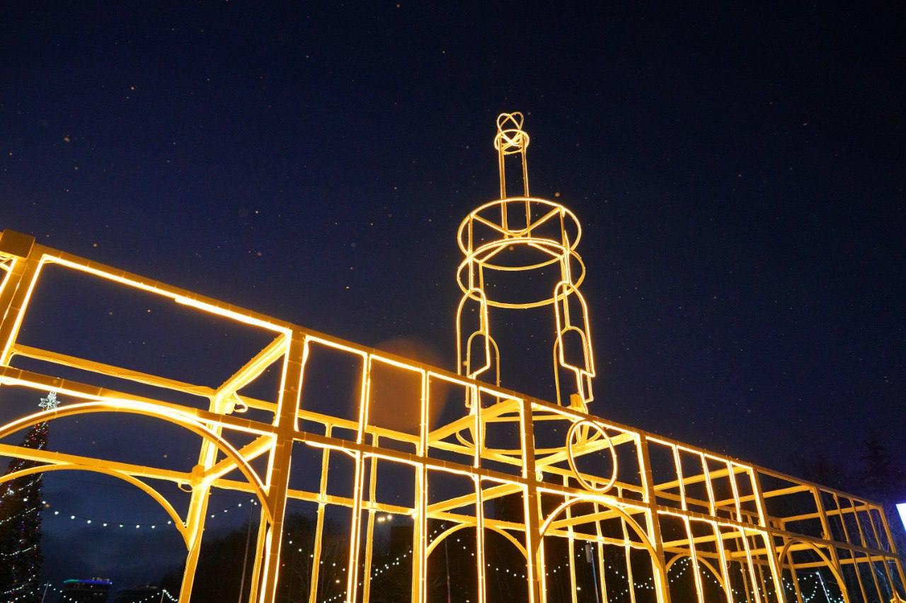 Ижевчане могут решить, каким будет новогоднее оформление Центральной площади в следующем сезоне Ижевчане могут решить, каким будет новогоднее оформление Центральной площади в следующем сезоне