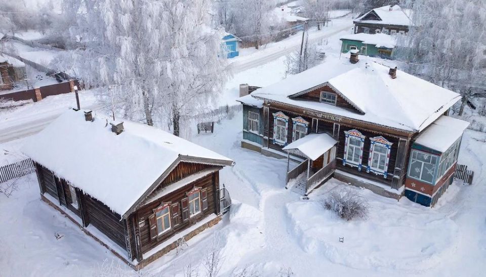 В деревне Сюровай Увинского района собрались закрывать местную начальную школу, совмещённую с детским садом