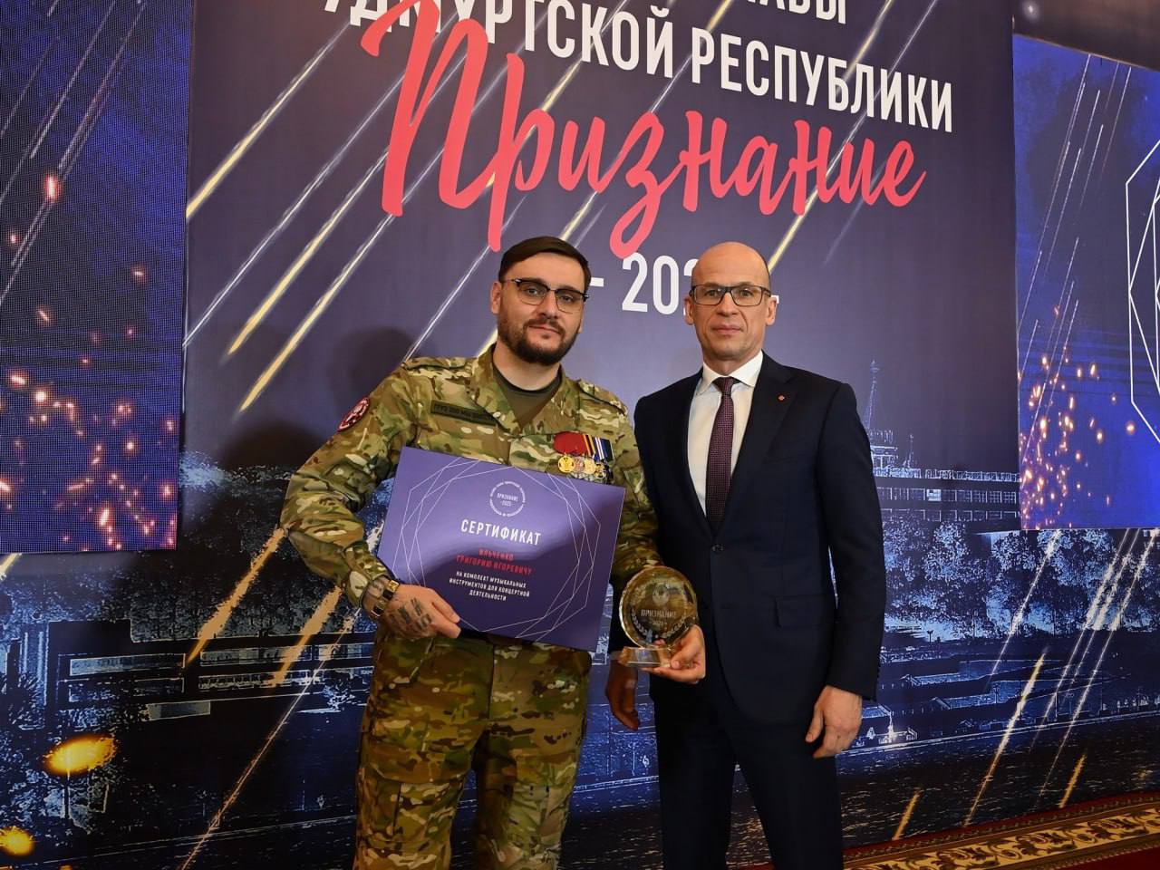 Анна Цивилева: Наши ребята – очень талантливые, многогранные люди – проявляют себя в различных направлениях: литературе, музыке, изобразительном искусстве Анна Цивилева: Наши ребята – очень талантливые, многогранные люди – проявляют себя в различных направлениях: литературе, музыке, изобразительном искусстве