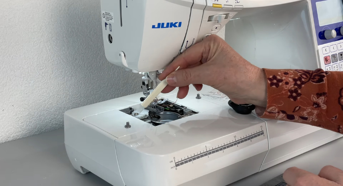 Как правильно ухаживать за швейной машиной: пошаговая инструкция