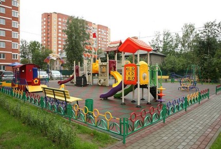 Безопасность на детской площадке: советы для родителей