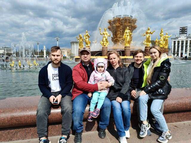 8 Марта, хочется говорить о женщинах, которые каждый день доказывают: получать государственные награды, развивать бизнес, участвовать в волонтерских проектах и растить будущее нашей страны - для них не отдельные роли 8 Марта, хочется говорить о женщинах, которые каждый день доказывают: получать государственные награды, развивать бизнес, участвовать в волонтерских проектах и растить будущее нашей страны - для них не отдельные роли