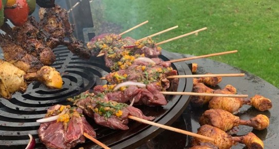 Опасные шашлыки: как защитить здоровье при жарке на углях