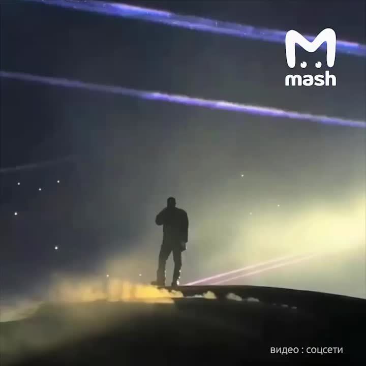 Один из главных вирусных видосов западного интернета сделал обычный турагент из Ижевска за три минуты — его иишный кавер Канье Уэста на "Седую ночь" поднялся на первое место в мировом Shazam