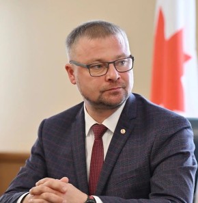 �� ������� �������� ��������� ��������� � �������������� �������� ������� ����� ������ ��������� ���� � �������� ���������� (�. 1 ��. 228 ��, �� ���� ��� ������� �������)