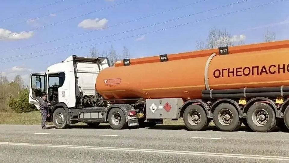 Рейд в Удмуртии: школьные автобусы и опасные грузы под контролем