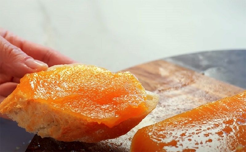 Удивительное персиковое повидло: как приготовить густой десерт без лишнего сахара