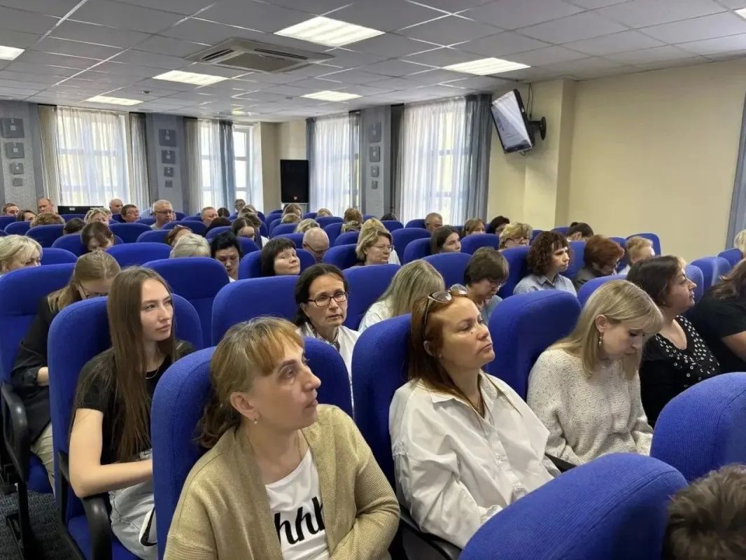 Мы продолжаем встречи с трудовыми коллективами в рамках проекта #ИныормУИК Мы продолжаем встречи с трудовыми коллективами в рамках проекта #ИныормУИК