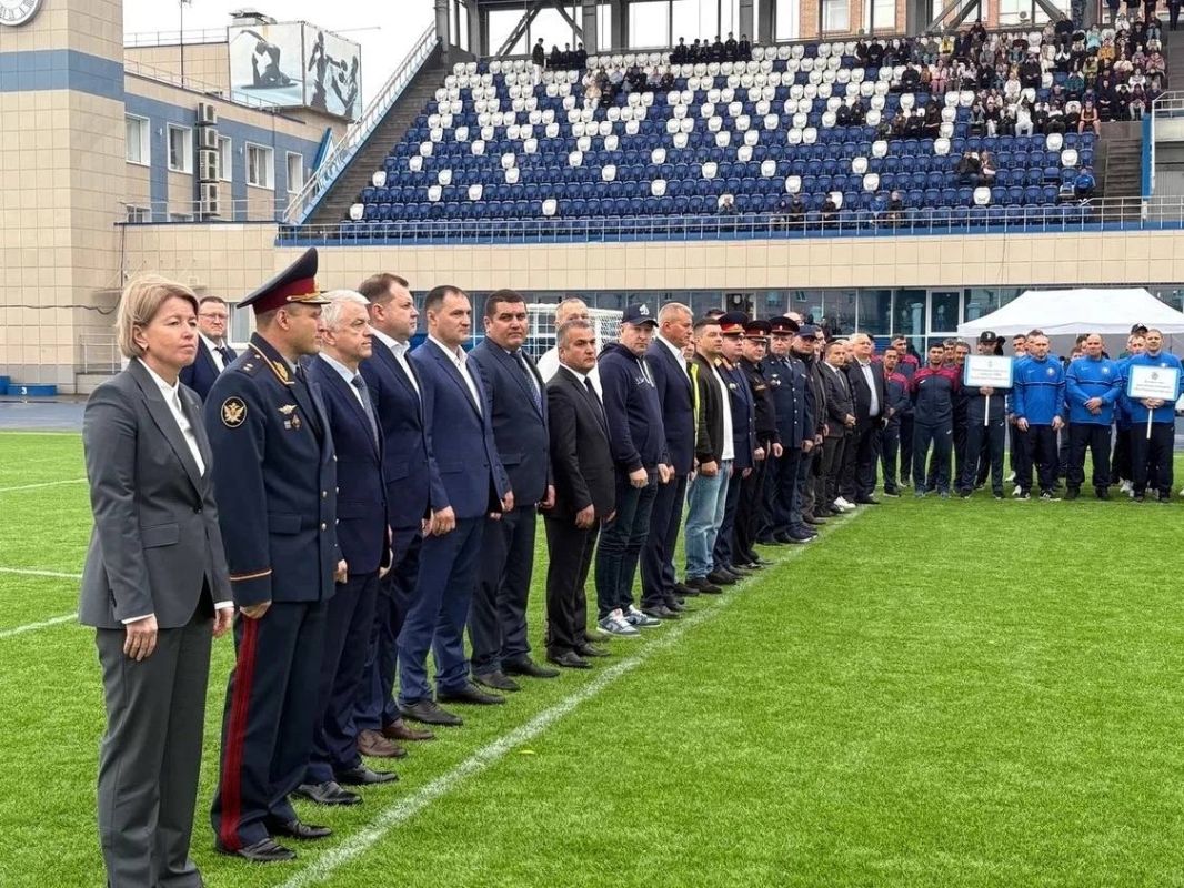 В Удмуртской Республике состоялось торжественное открытие VI Международного турнира по мини-футболу среди силовых структур памяти Льва Яшина В Удмуртской Республике состоялось торжественное открытие VI Международного турнира по мини-футболу среди силовых структур памяти Льва Яшина