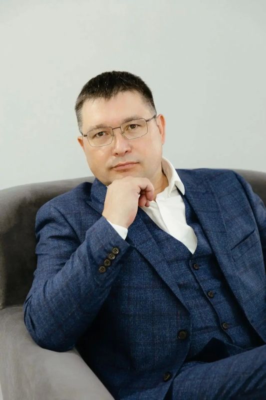 У Николая Никитина, председателя ТИК Воткинска, день рождения!