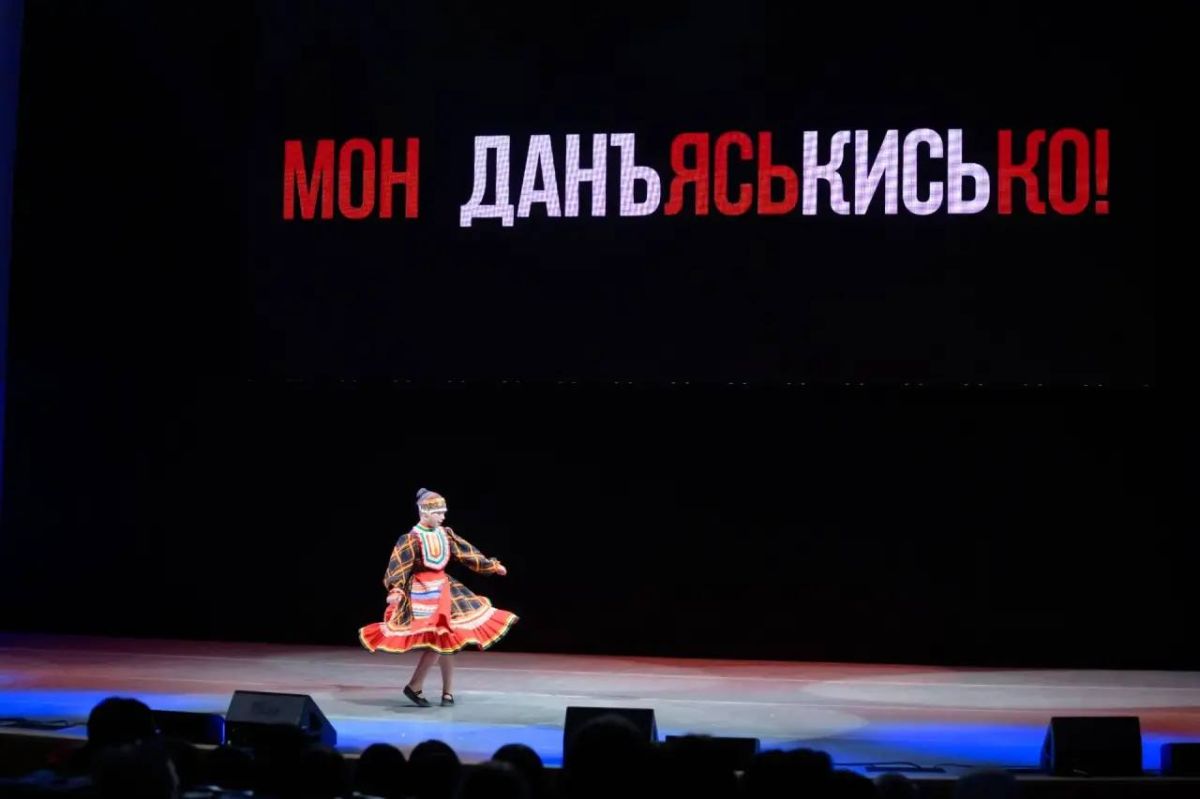 Дочь сотрудника следственного управления стала призером второго этапа Международного конкурса художественной самодеятельности Следственного комитета Российской Федерации среди следственных управлений Приволжского... Дочь сотрудника следственного управления стала призером второго этапа Международного конкурса художественной самодеятельности Следственного комитета Российской Федерации среди следственных управлений Приволжского...