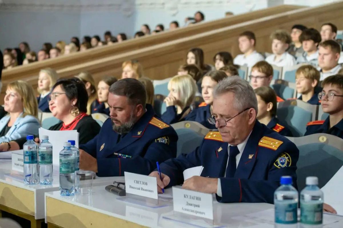 Дочь сотрудника следственного управления стала призером второго этапа Международного конкурса художественной самодеятельности Следственного комитета Российской Федерации среди следственных управлений Приволжского... Дочь сотрудника следственного управления стала призером второго этапа Международного конкурса художественной самодеятельности Следственного комитета Российской Федерации среди следственных управлений Приволжского...