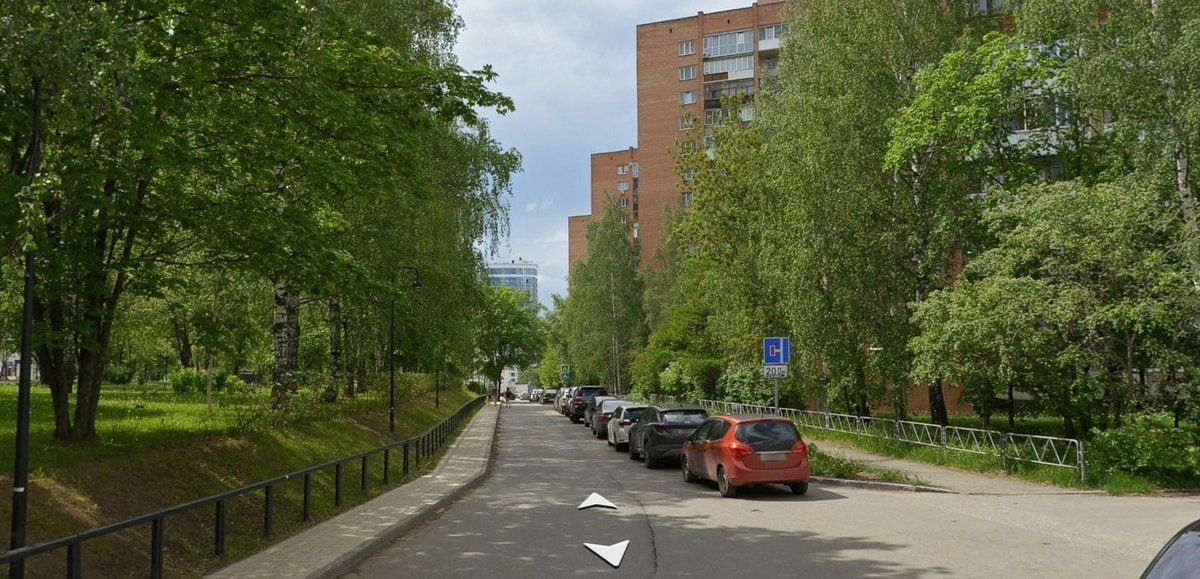 У высоток на улице Наговицына в Ижевске запретят парковку