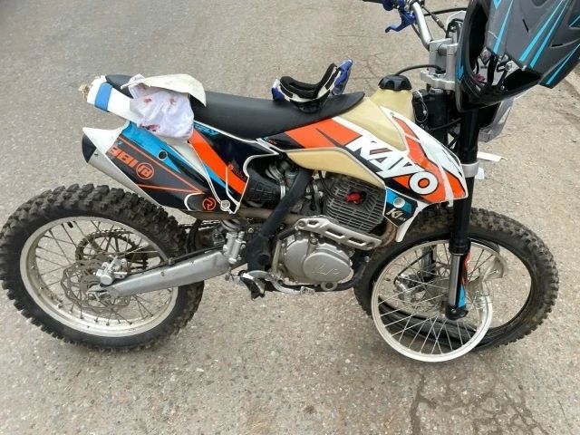 Школьники на питбайке попали под колёса легковушки в Удмуртии