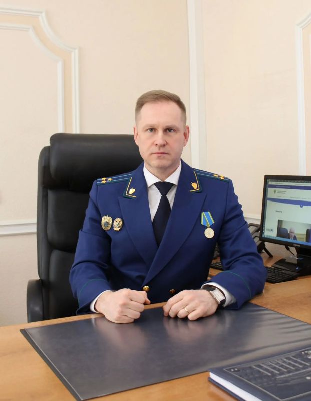ЗАМЕСТИТЕЛЬ ПРОКУРОРА УДМУРТСКОЙ РЕСПУБЛИКИ ВИТАЛИЙ КОЛЕСОВ ПРОВЕЛ ЛИЧНЫЙ ПРИЕМ ЖИТЕЛЕЙ ДЕБЕССКОГО РАЙОНА